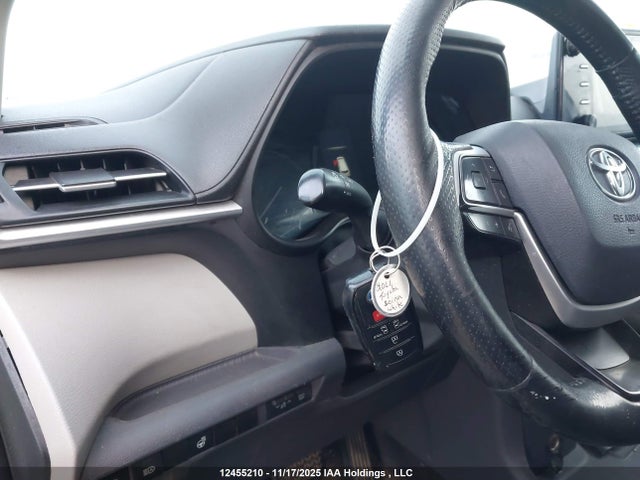 5TDGSKFC4MS040140 Toyota Sienna Le/xle/xse/limited/platinum