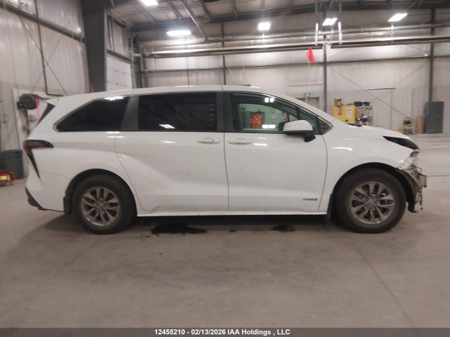 5TDGSKFC4MS040140 Toyota Sienna Le/xle/xse/limited/platinum