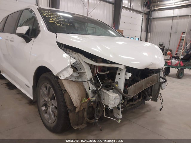 5TDGSKFC4MS040140 Toyota Sienna Le/xle/xse/limited/platinum