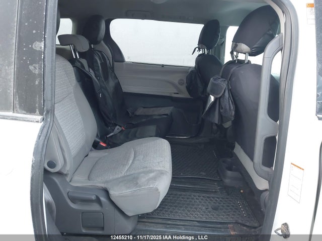 5TDGSKFC4MS040140 Toyota Sienna Le/xle/xse/limited/platinum