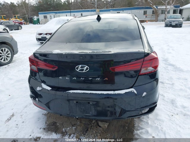 KMHD84LF7LU085493 Hyundai Elantra Luxury