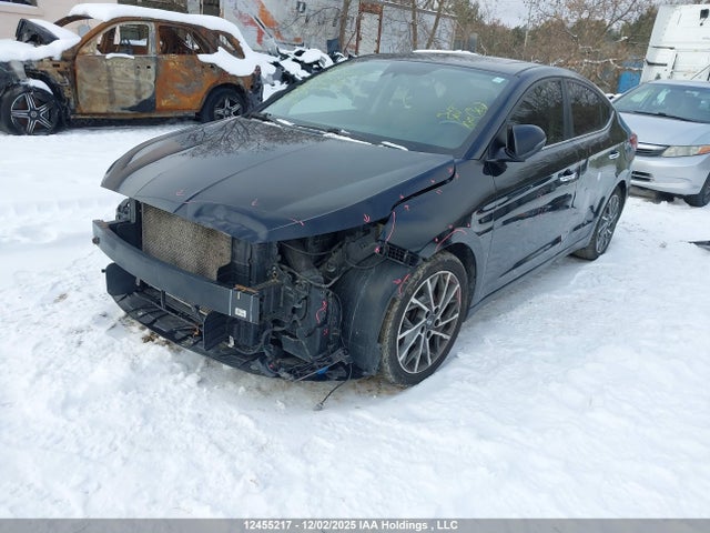 KMHD84LF7LU085493 Hyundai Elantra Luxury