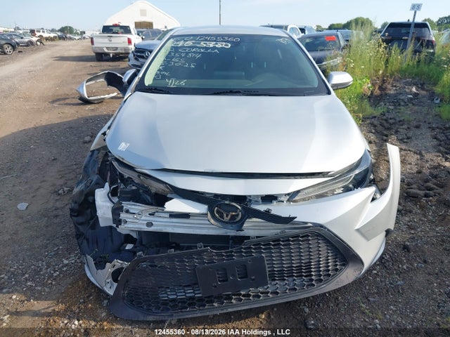 5YFBPMBE0NP354814 Toyota COROLLA LE