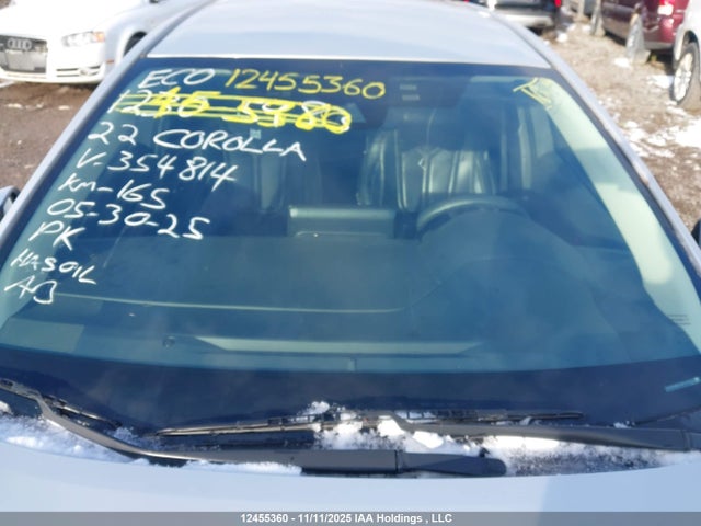 5YFBPMBE0NP354814 Toyota COROLLA LE