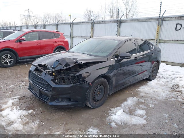 3FA6P0T95FR155321 Ford FUSION SE