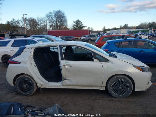 1N4CZ1CV3RC550987 Nissan Leaf