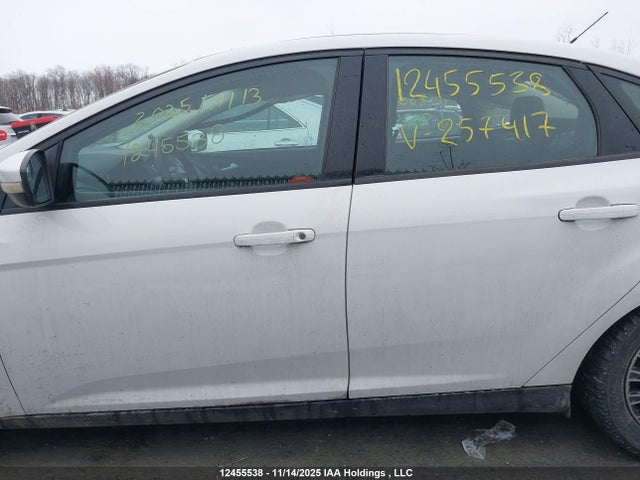 Продаж на аукціоні авто 2015 Ford Focus, vin: 1FADP3F25FL257417, номер лоту: 12455538
