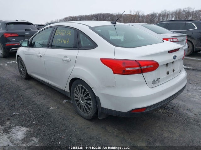 Продаж на аукціоні авто 2015 Ford Focus, vin: 1FADP3F25FL257417, номер лоту: 12455538