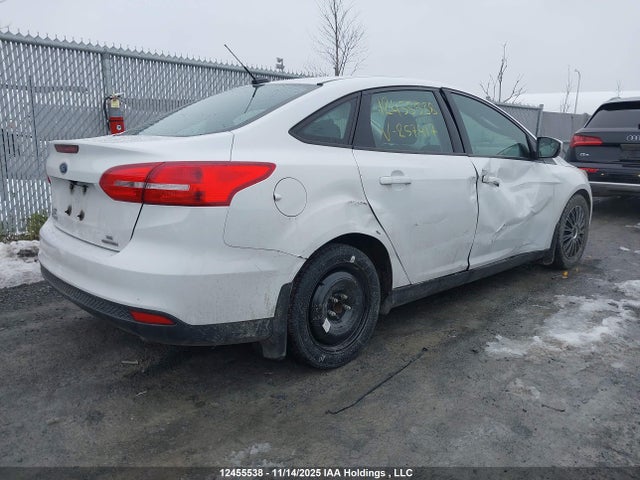 Продаж на аукціоні авто 2015 Ford Focus, vin: 1FADP3F25FL257417, номер лоту: 12455538