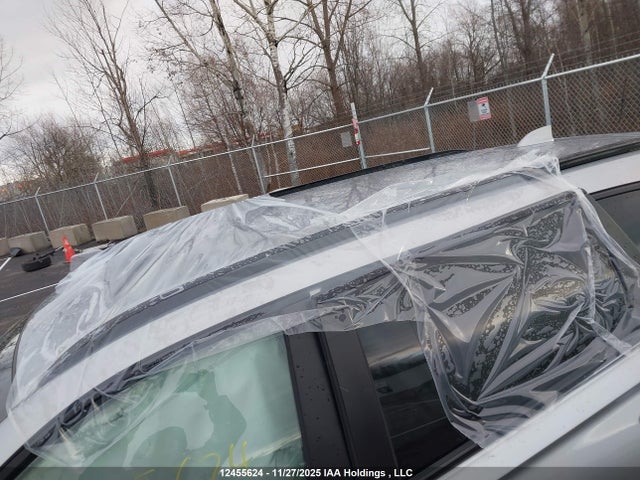 2HKRS6H9XTH206683 Honda Cr-v Hybrid Touring