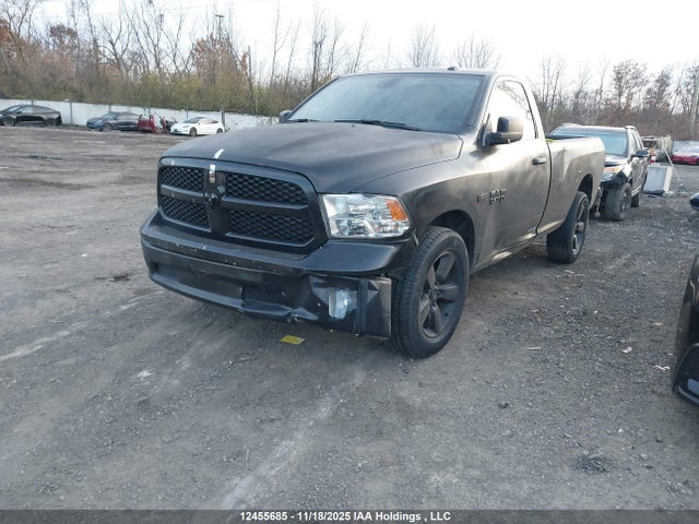 RAM 1500 Classic Tradesman 2023 3C6JR7DTXPG640639 Image 2