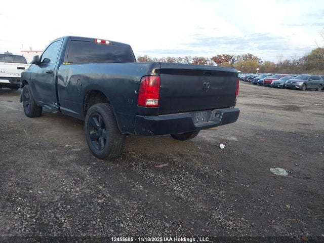 RAM 1500 Classic Tradesman 2023 3C6JR7DTXPG640639 Image 3