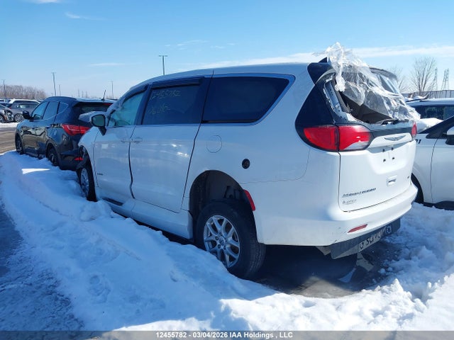 2C4RC1ZG3NR106010 Dodge Grand Caravan