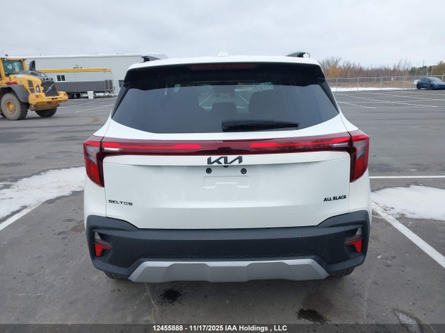 KNDEPCAA3R7558620 KIA Seltos Lx