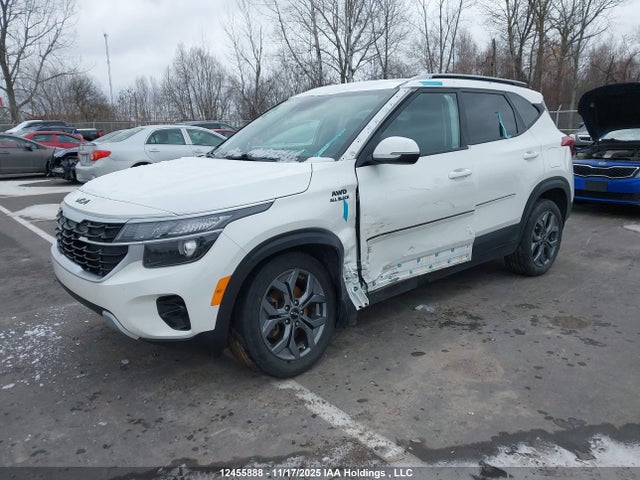 KNDEPCAA3R7558620 KIA Seltos Lx
