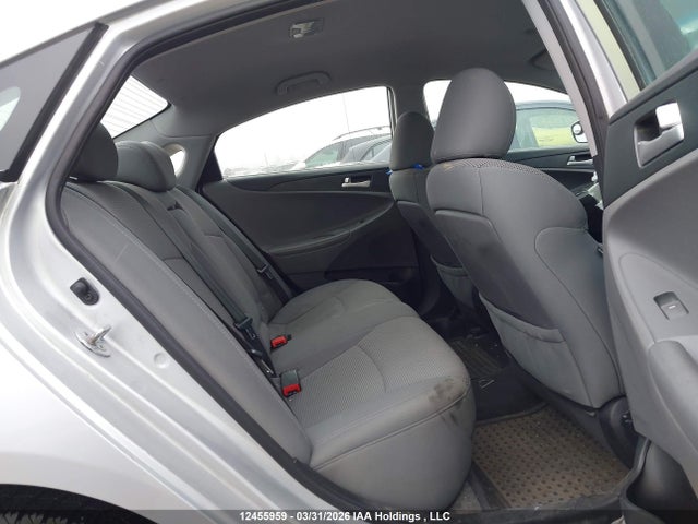 12455959 :رقم المزاد ، 5NPEB4AC6DH762497 vin ، 2013 Hyundai Sonata Gl مزاد بيع