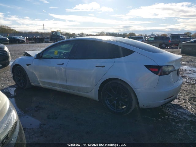 5YJ3E1EA9NF167617 Tesla Model 3 Rwd/standard Range