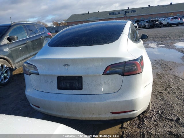 5YJ3E1EA9NF167617 Tesla Model 3 Rwd/standard Range