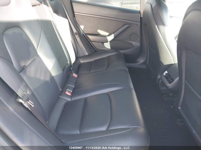 5YJ3E1EA9NF167617 Tesla Model 3 Rwd/standard Range