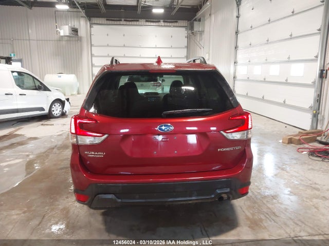 JF2SKEJC2MH478762 Subaru Forester Touring