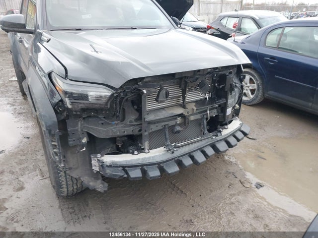 12456134 :رقم المزاد ، 3TYLC5LN9RT004586 vin ، 2024 Toyota Tacoma Hybrid مزاد بيع