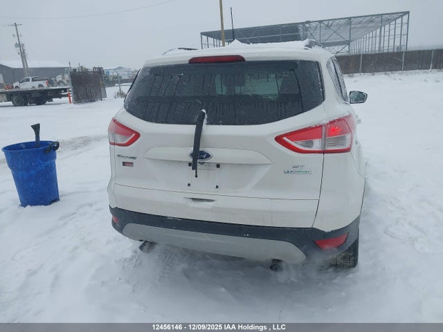1FMCU0G97FUB66146 Ford ESCAPE SE