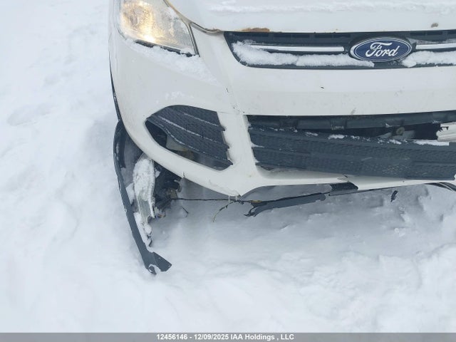 1FMCU0G97FUB66146 Ford ESCAPE SE