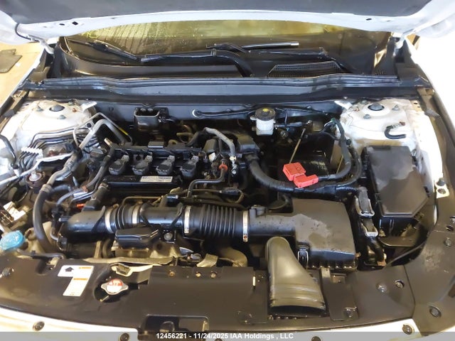 12456221 :رقم المزاد ، 1HGCV1F94JA803577 vin ، 2018 Honda Accord Touring مزاد بيع
