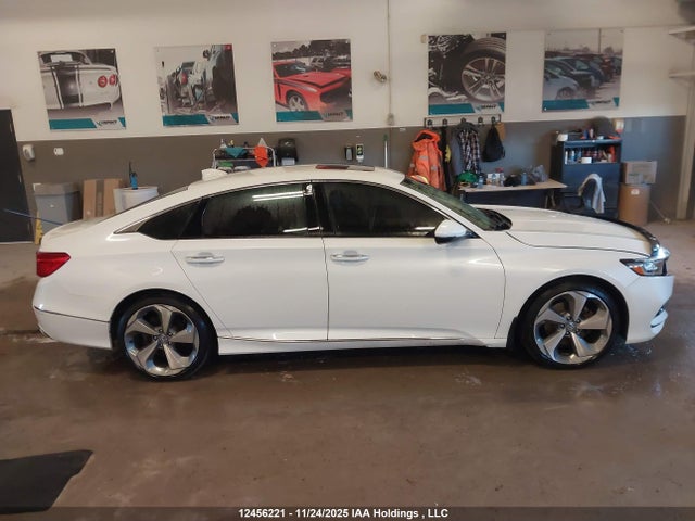 12456221 :رقم المزاد ، 1HGCV1F94JA803577 vin ، 2018 Honda Accord Touring مزاد بيع