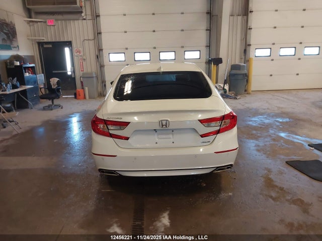12456221 :رقم المزاد ، 1HGCV1F94JA803577 vin ، 2018 Honda Accord Touring مزاد بيع