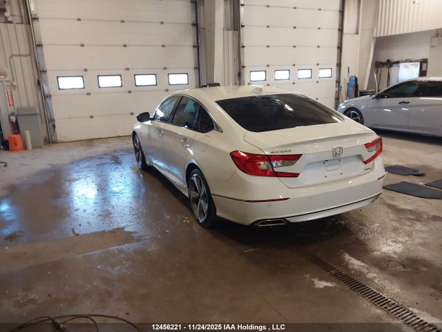 12456221 :رقم المزاد ، 1HGCV1F94JA803577 vin ، 2018 Honda Accord Touring مزاد بيع
