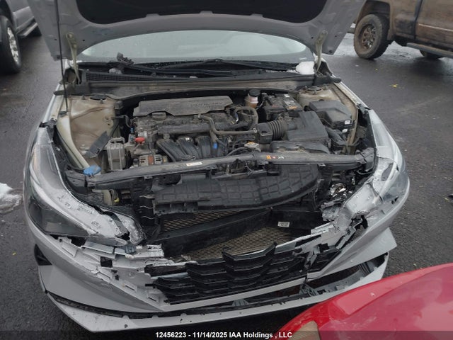 KMHLM4AG1NU246328 Hyundai Elantra