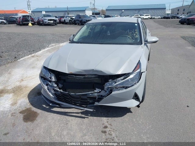 KMHLM4AG1NU246328 Hyundai Elantra