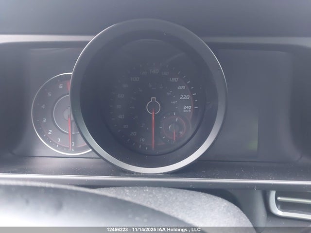 KMHLM4AG1NU246328 Hyundai Elantra