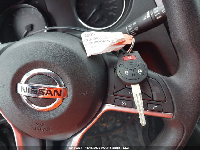 JN1BJ1AW1PW107003 Nissan QASHQAI