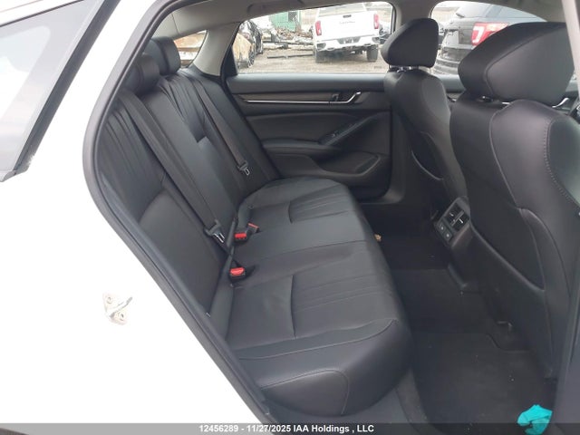 1HGCV1F97KA806555 Honda Accord Touring 1.5t