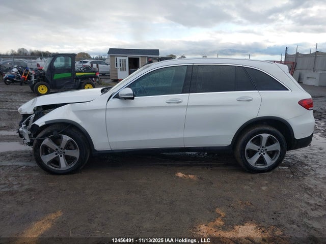 W1N0G8EB0NV337131 Mercedes-Benz m274