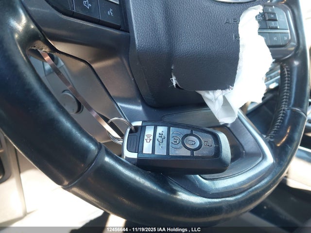 Ford F-150 Lariat 2023 1FTFW1ED9PFB05671 Image 11