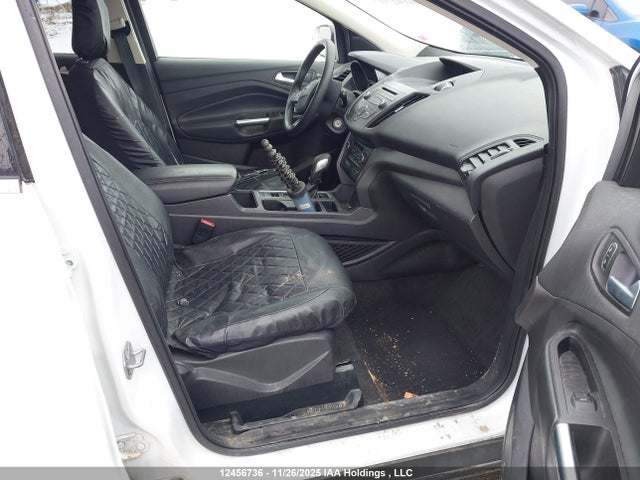 1FMCU0GDXJUD10155 Ford ESCAPE SE