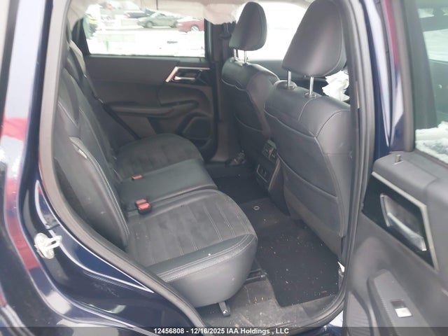 JA4J4UA82NZ607700 Mitsubishi Outlander Le/le Premium/se/sel