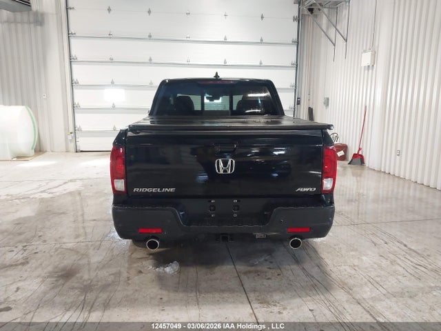 5FPYK3F80NB502812 Honda Ridgeline Black Edition