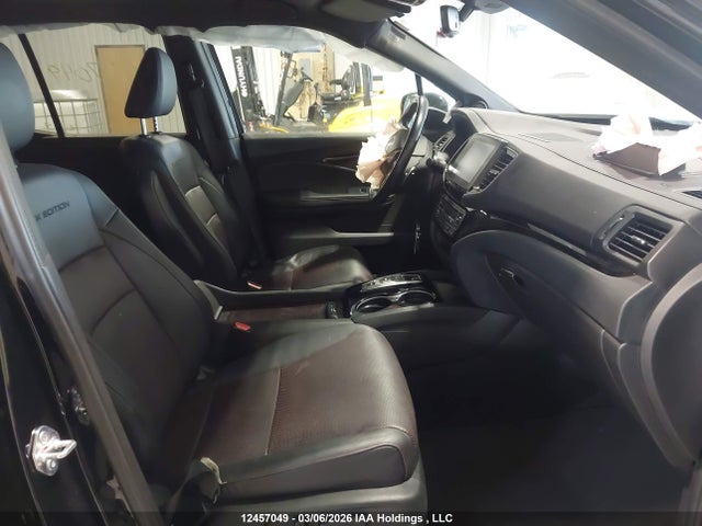 5FPYK3F80NB502812 Honda Ridgeline Black Edition