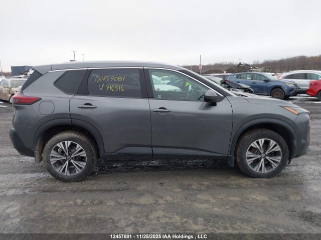 5N1AT3BB6MC716316 Nissan ROGUE SV