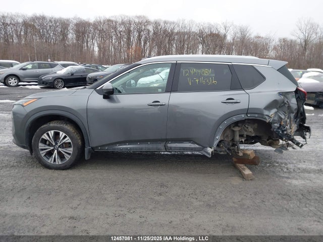 5N1AT3BB6MC716316 Nissan ROGUE SV