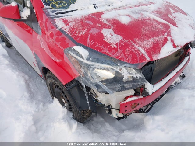 VNKKTUD3XJA091132 Toyota Yaris L/le/se