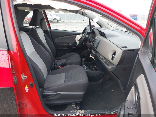 VNKKTUD3XJA091132 Toyota Yaris L/le/se