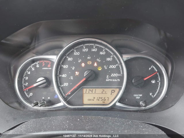 VNKKTUD3XJA091132 Toyota Yaris L/le/se