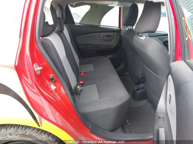 VNKKTUD3XJA091132 Toyota Yaris L/le/se