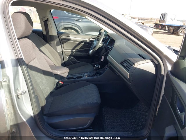 3VWCB7BU8LM040096 Volkswagen Jetta