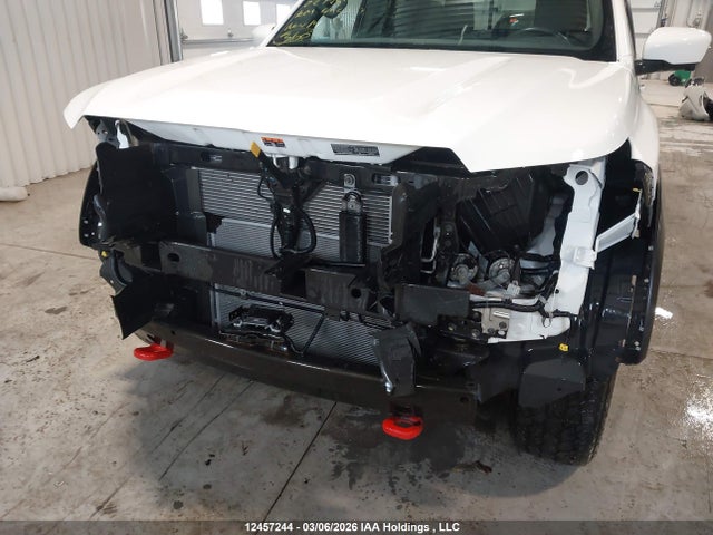 1N6ED1EK6NN640716 Nissan Frontier S/sv/pro-4x